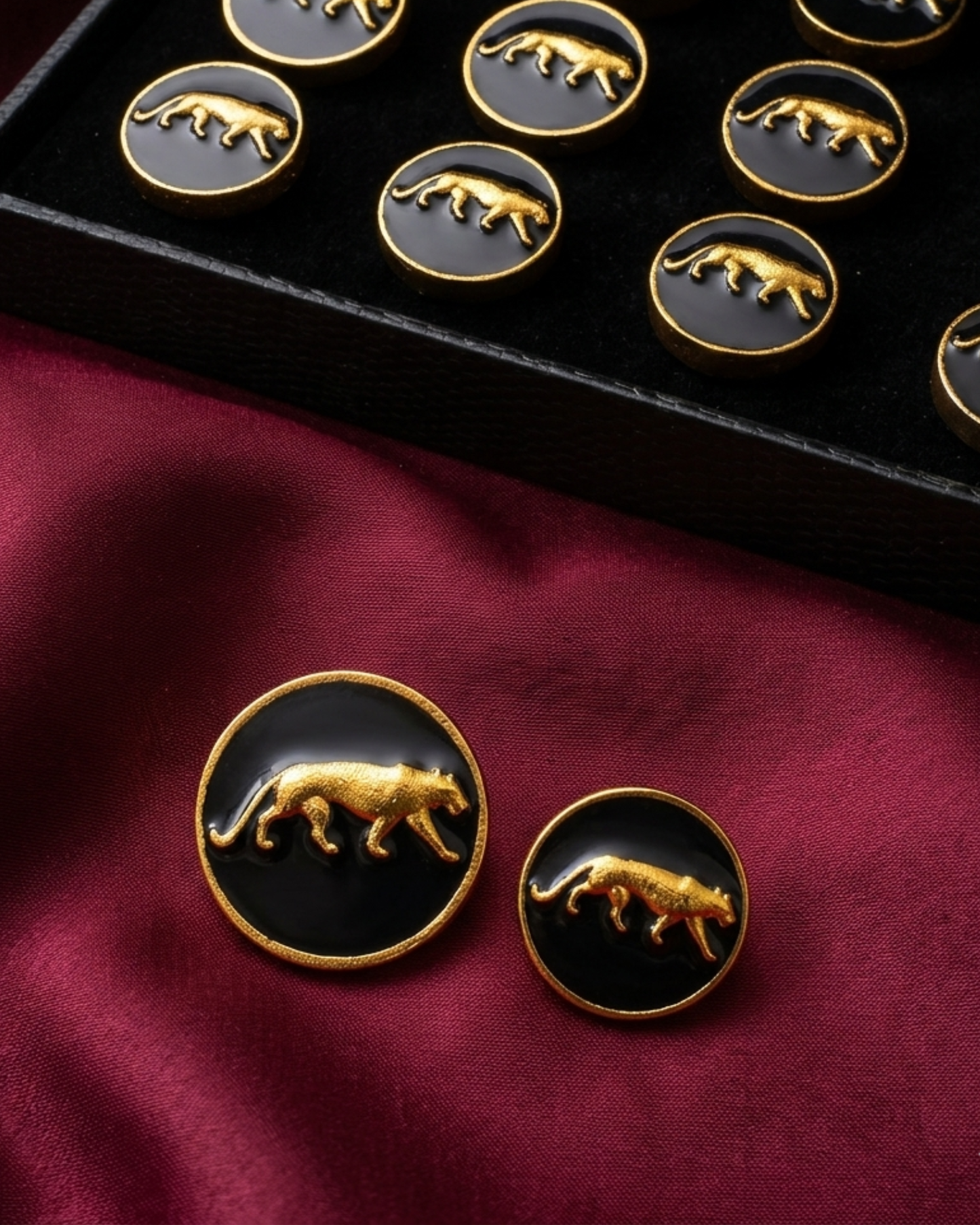 Onyx Panther Meenakari Button Set