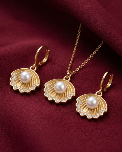 Elsa Seashell Necklace & Earrings Set