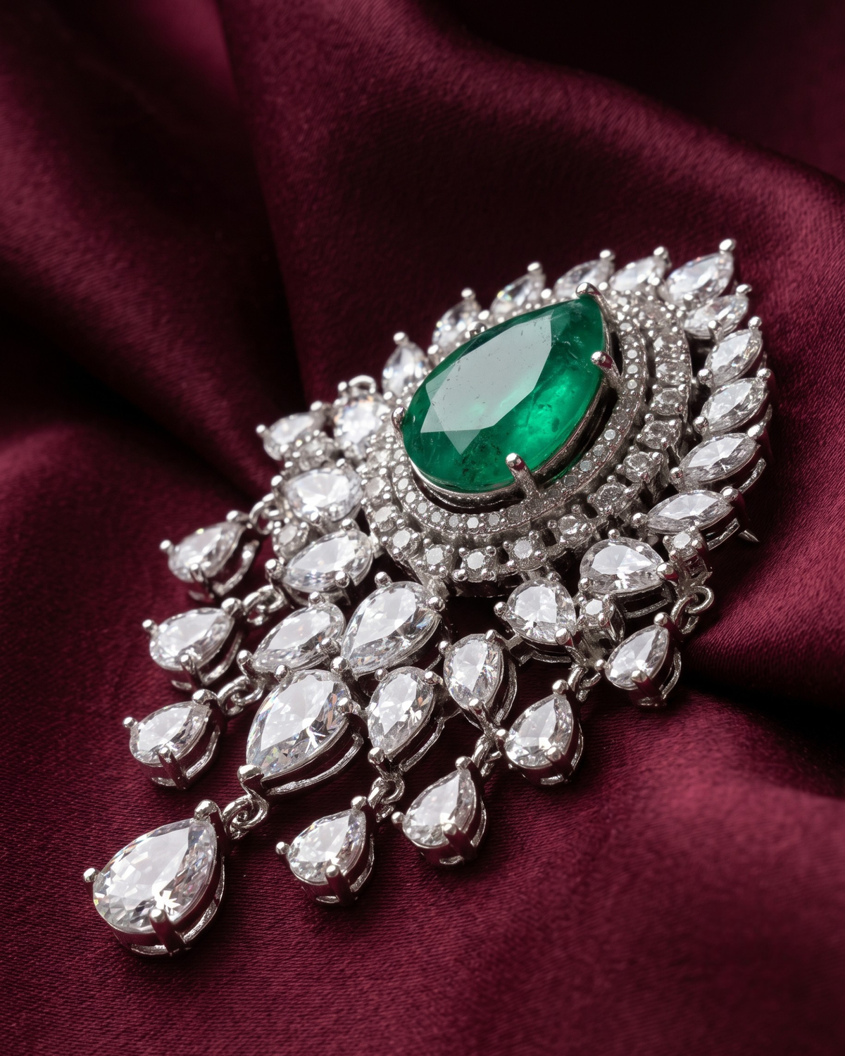 Kohinoor Polki Chandelier Brooch - Green