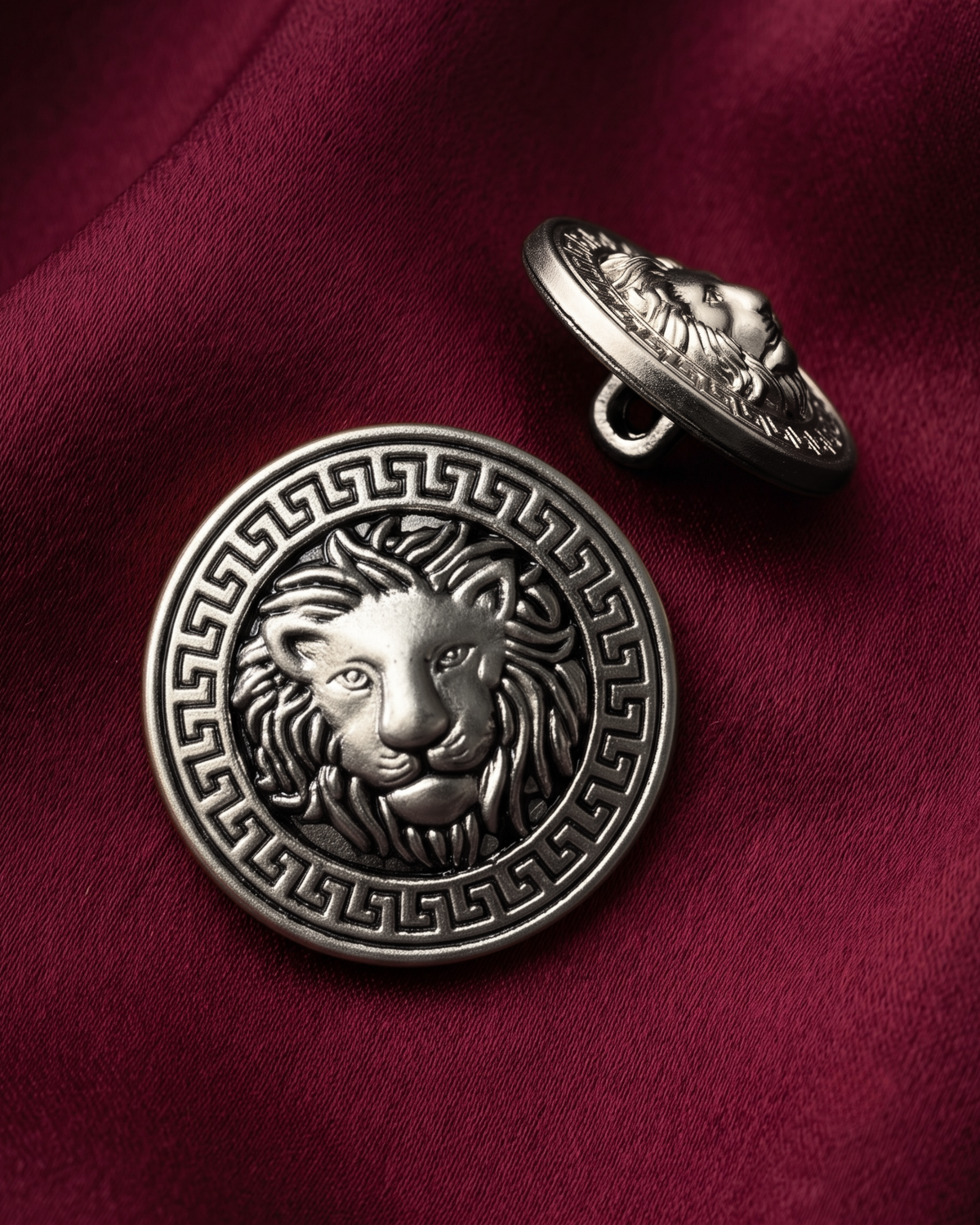 Lion Metal Button Set - Antique Grey