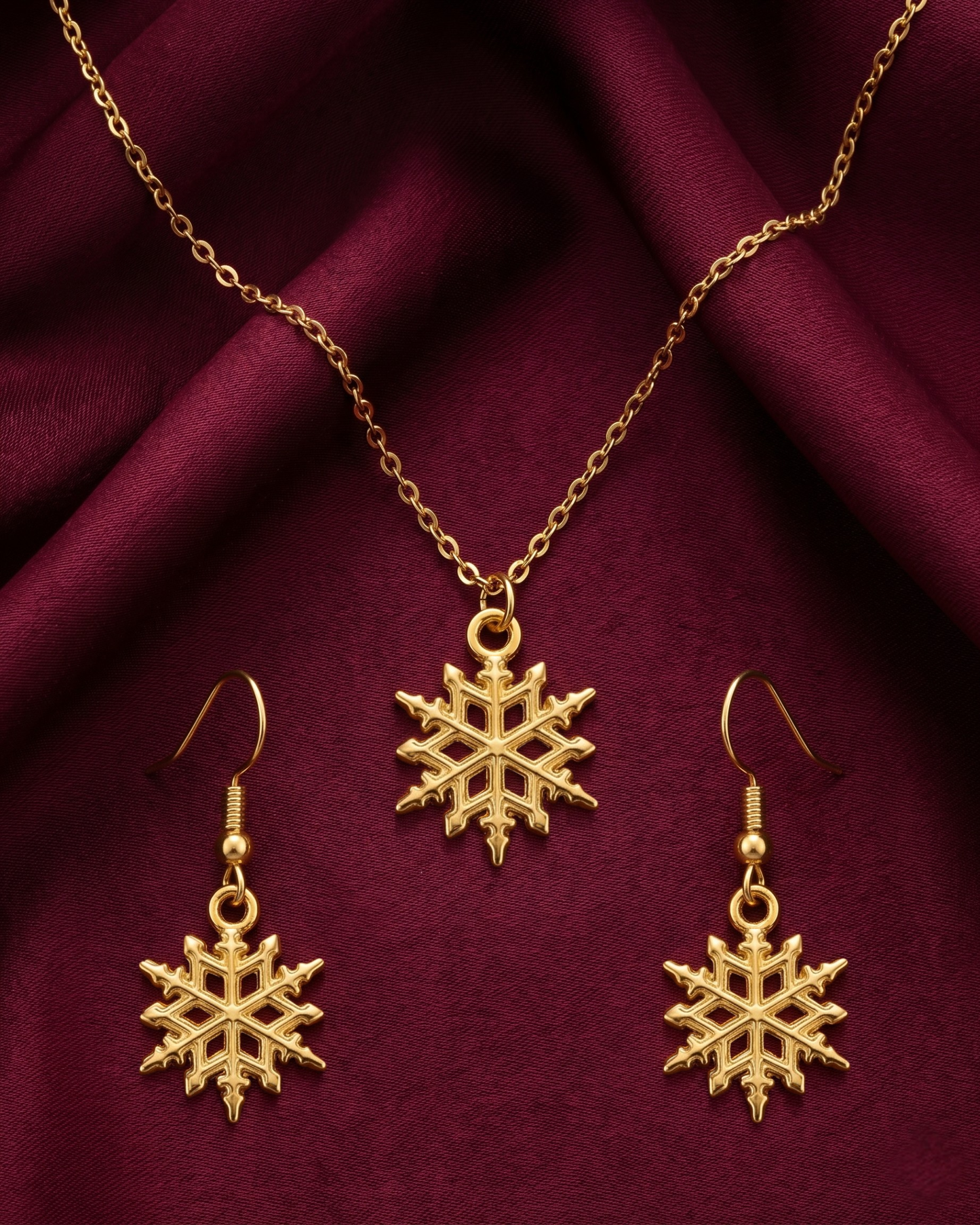 Neva Snowflake Necklace & Earrings Set