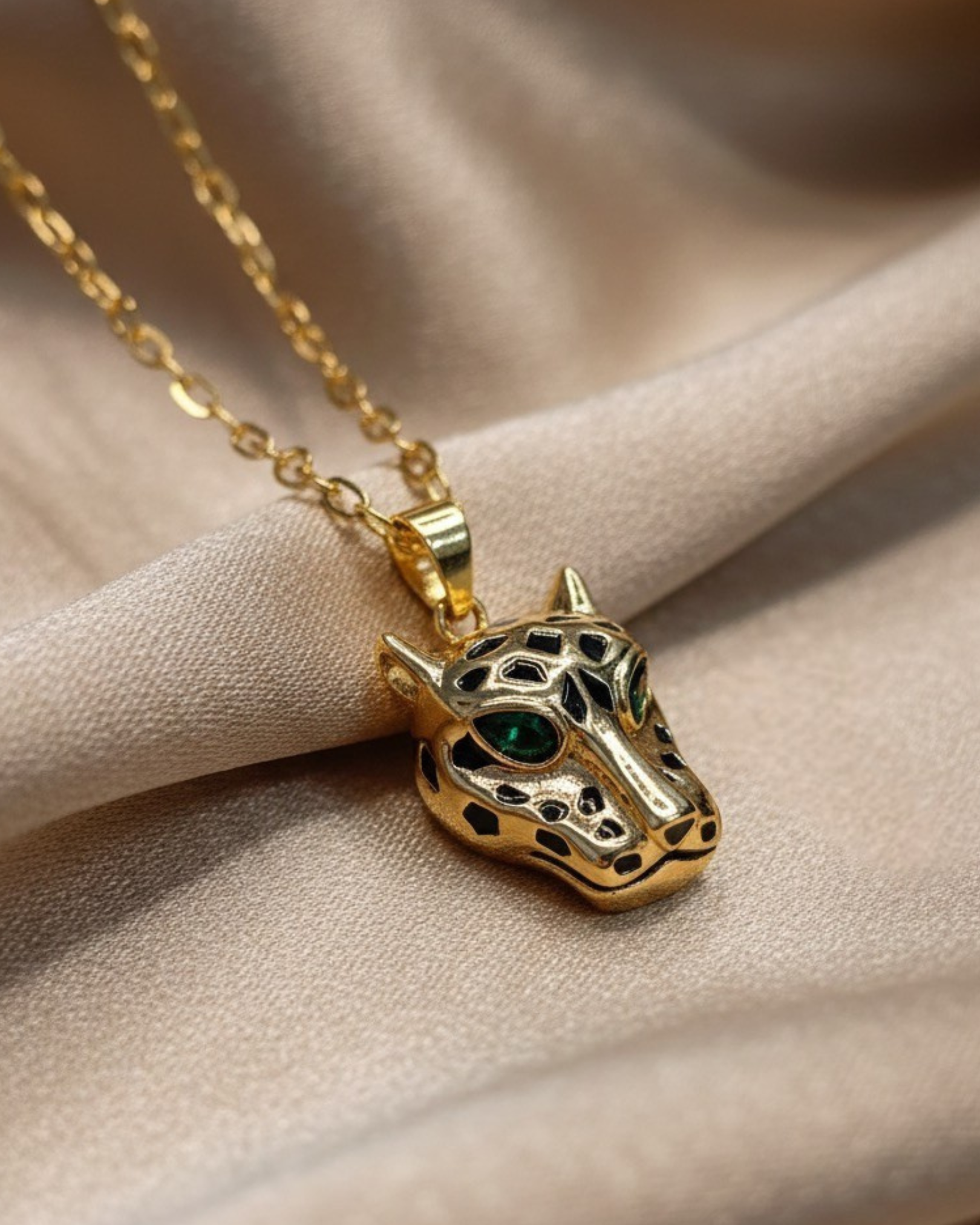 Maestra Panthera 18k gold-plated panther link necklace for women, bold animal-inspired luxury jewelry, waterproof.