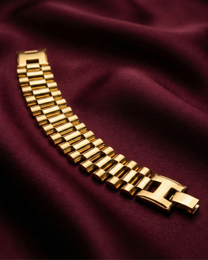 Maestra Regalia 18k gold-plated watchlink bracelet, luxury office-style waterproof jewelry for daily wear.